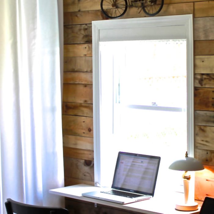 Desk/Laptop Workspace